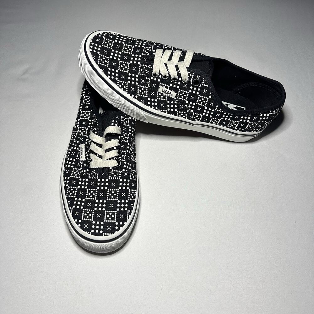 Vans Men’s 6.5 Women’s 8 Authentic Skate Shoes Black X Pop Print Canvas New!